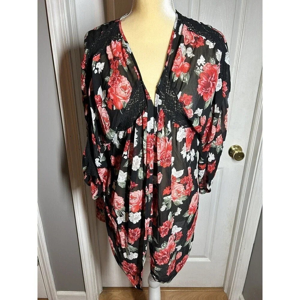 Torrid Womens Kimono Short Sleeve Open Floral Chiffon Size 0 1